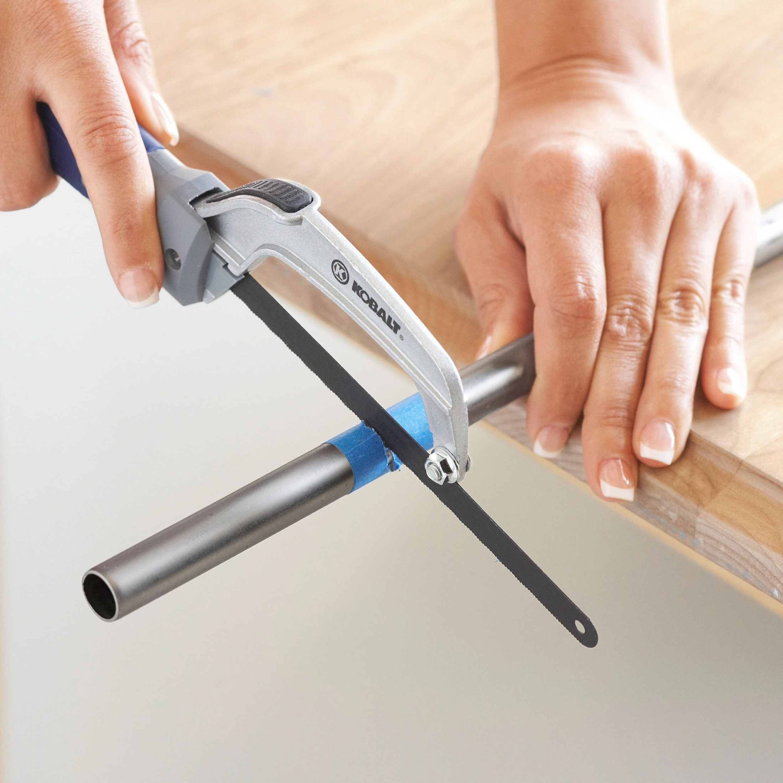 Kobalt Hand Saws 10-in Extra Fine Cut Hack Saw 4 Kobalt Hand Saws 10-in Extra Fine Cut Hack Saw - Image 4