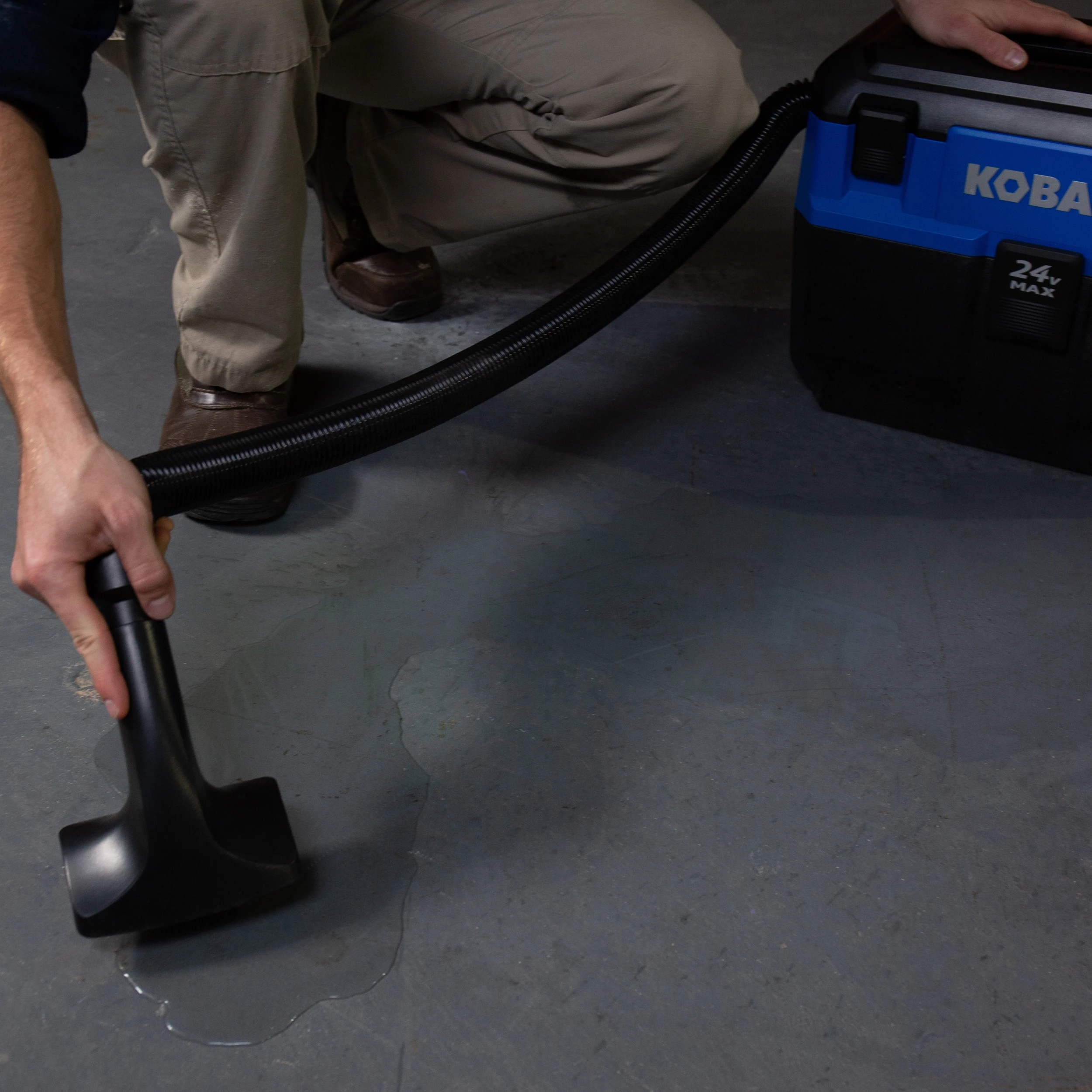 Kobalt Shop Vacuums 24-Volt Max 3-Gallon Cordless Handheld Wet/Dry Shop Vacuum (Battery Not Included) 12 Kobalt Shop Vacuums 24-Volt Max 3-Gallon Cordless Handheld Wet/Dry Shop Vacuum (Battery Not Included) - Image 12