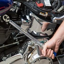 Kobalt Torque Wrenches 1/2-in Drive Click Torque Wrench (50-ft lb to 250-ft lb) -Hot Sale Kobalt Shop 42023267