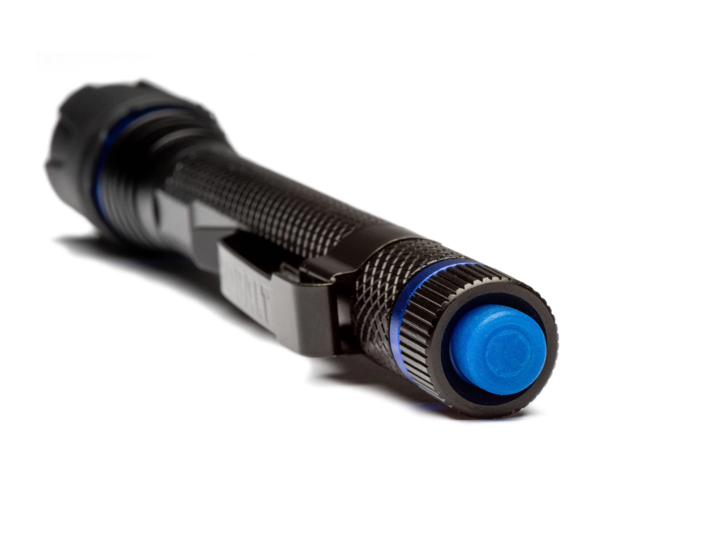 Kobalt Flashlights Virtually Indestructible Waterproof 2-pack 100-Lumen LED Flashlight (Battery Included) 6 Kobalt Flashlights Virtually Indestructible Waterproof 2-pack 100-Lumen LED Flashlight (Battery Included) - Image 6