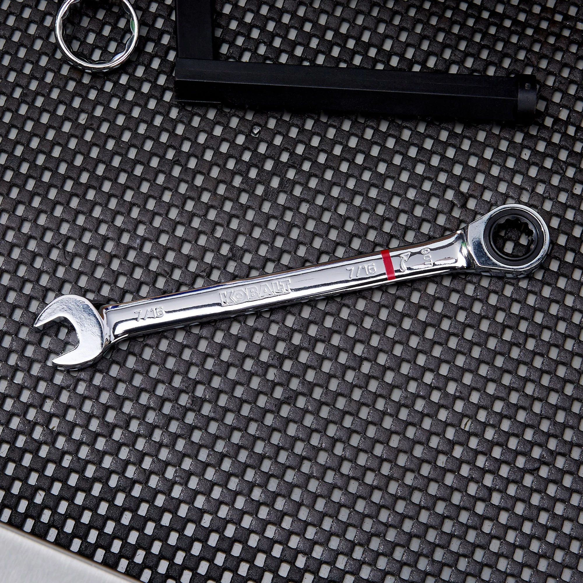 Kobalt Ratchet Wrenches & Sets 7/16-in 12-point Standard (SAE) Ratchet Wrench 4 Kobalt Ratchet Wrenches & Sets 7/16-in 12-point Standard (SAE) Ratchet Wrench - Image 4