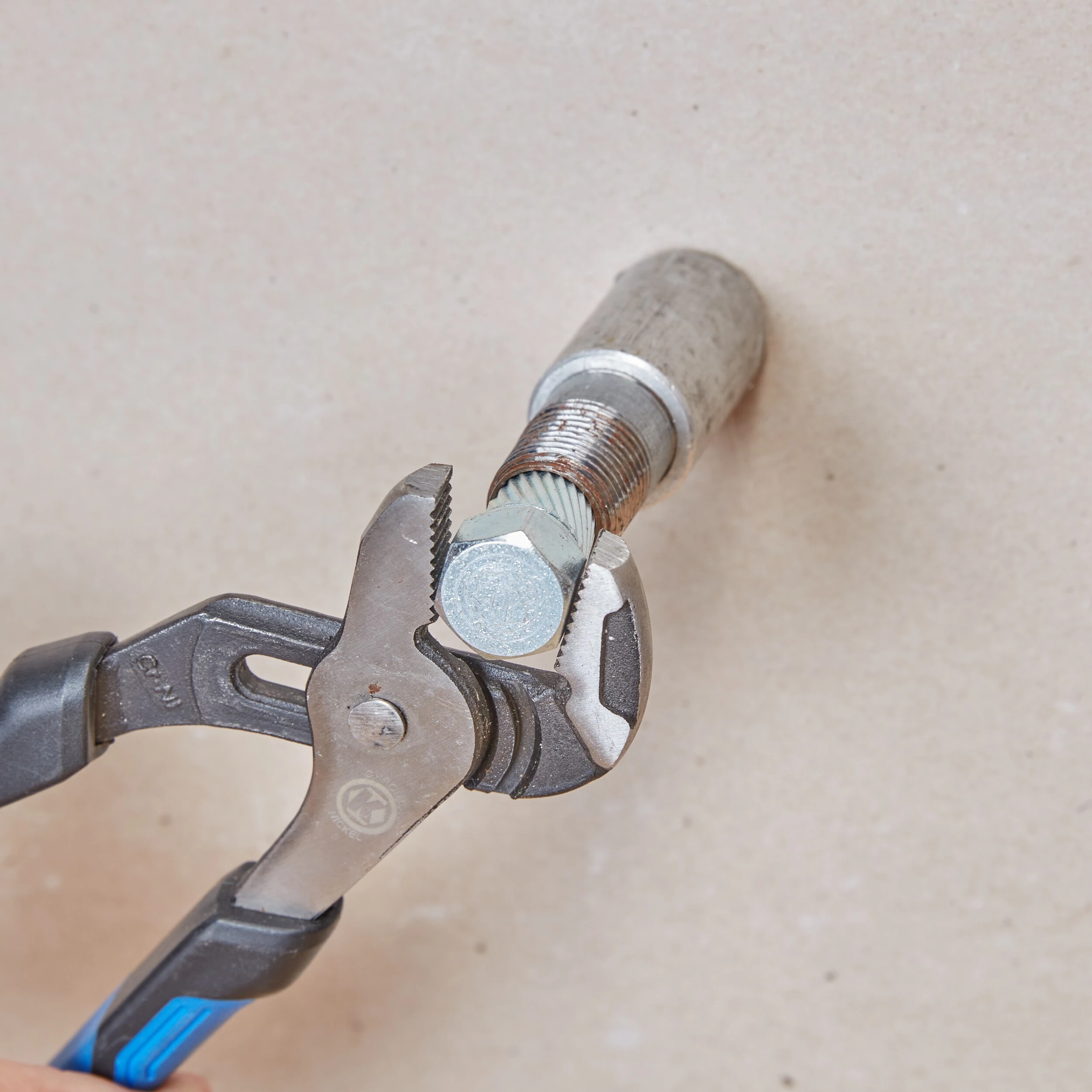 Kobalt Plumbing Wrenches & Specialty Tools Pipe Nipple Extractor Set 2 Kobalt Plumbing Wrenches & Specialty Tools Pipe Nipple Extractor Set - Image 2