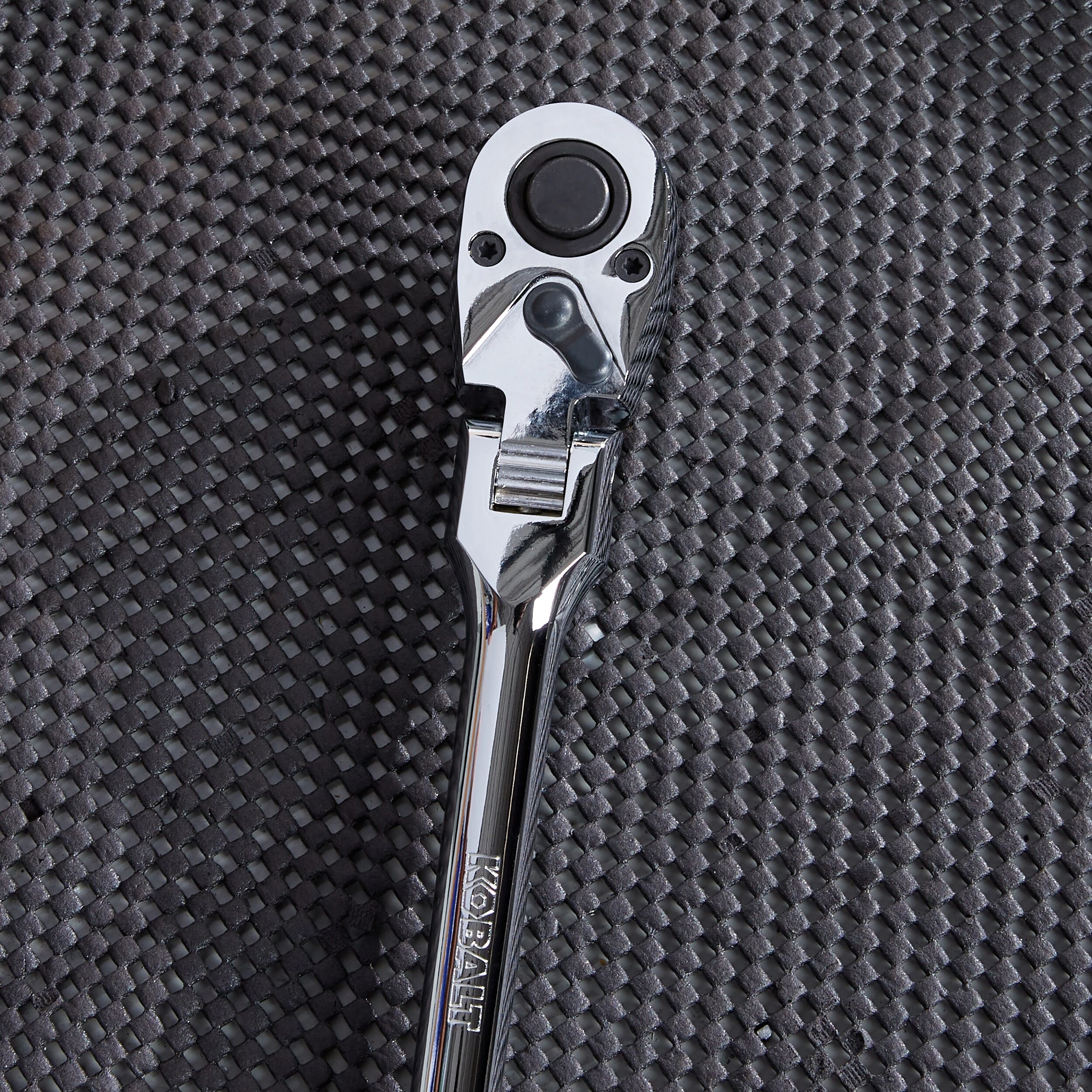 Kobalt Ratchets & Ratchet Sets 90-Tooth 1/2-in Drive Quick-release Flexible Head Standard Ratchet 4 Kobalt Ratchets & Ratchet Sets 90-Tooth 1/2-in Drive Quick-release Flexible Head Standard Ratchet - Image 4