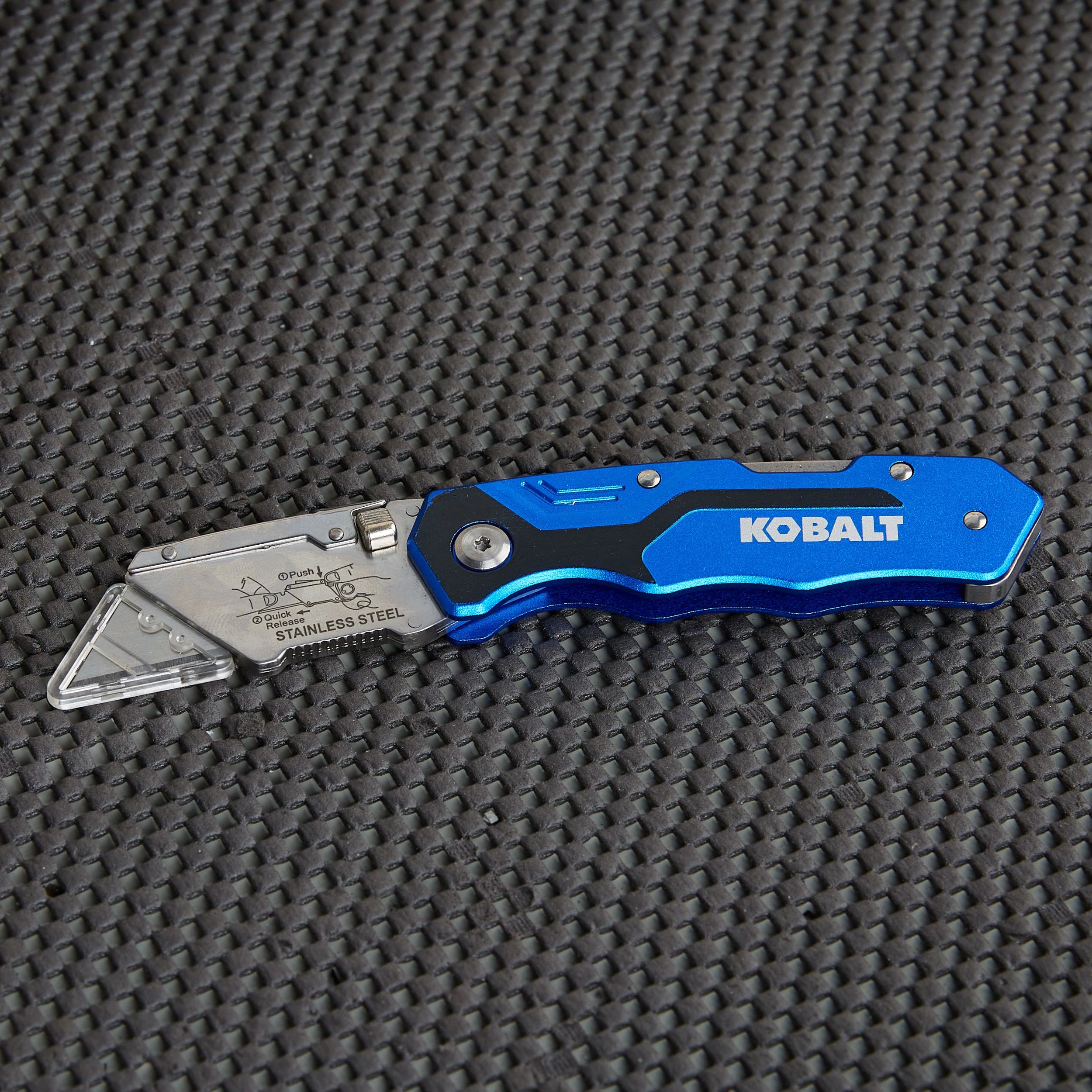 Kobalt Utility Knives 18mm 3-Blade Folding Utility Knife 4 Kobalt Utility Knives 18mm 3-Blade Folding Utility Knife - Image 4