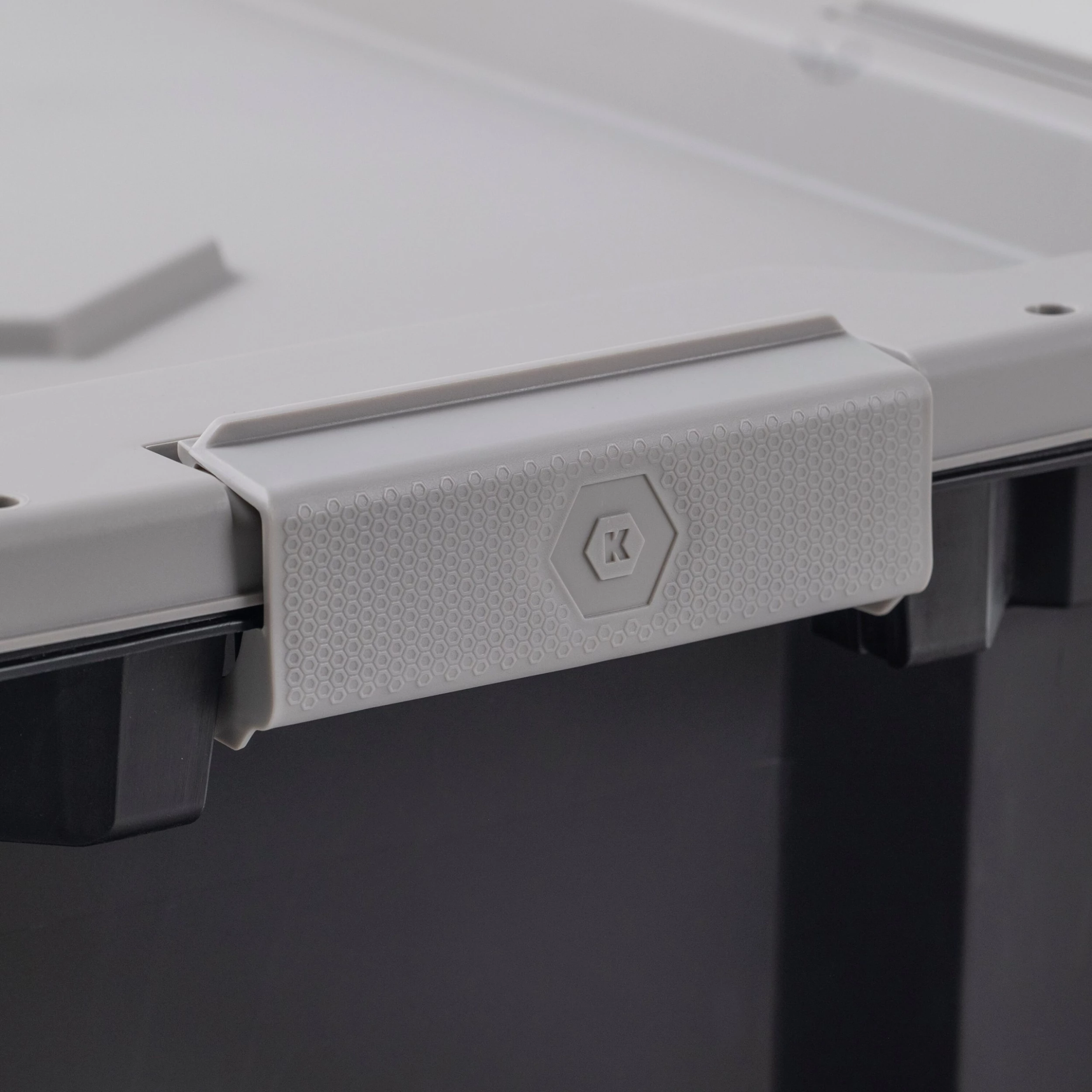 Kobalt Plastic Storage Totes X-large 24-Gallon (96-Quart) Grey Tote Latching Lid 4 Kobalt Plastic Storage Totes X-large 24-Gallon (96-Quart) Grey Tote Latching Lid - Image 4